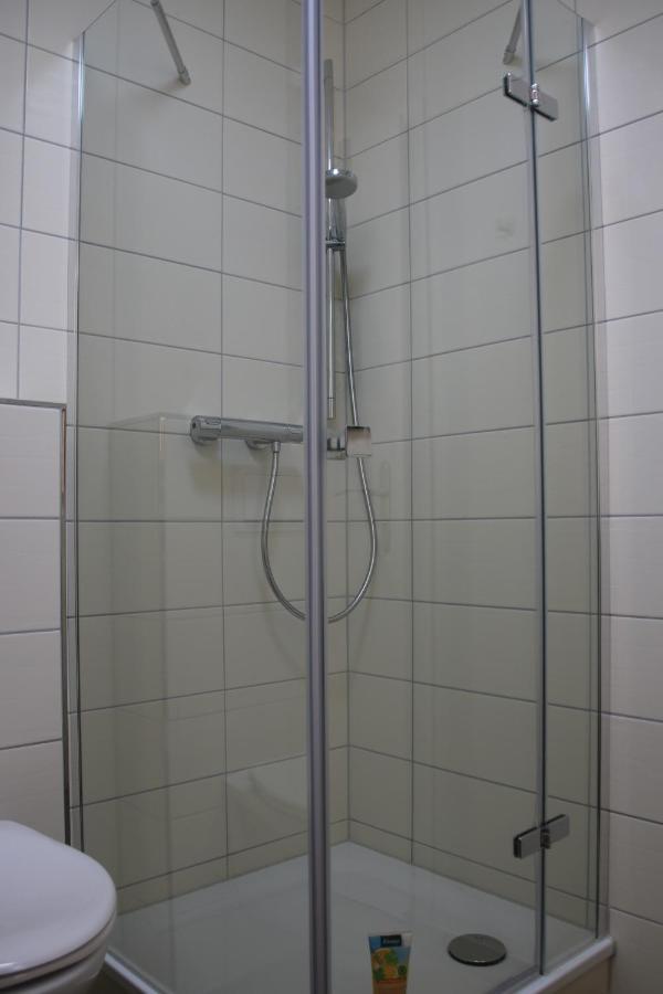 Ferienwohnung Boddenkieker Bis 4 Personen, Sagard-Neddesitz, 70M2 エクステリア 写真